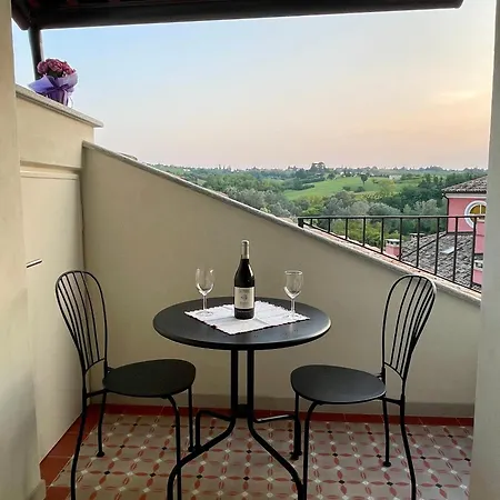 Apartment Vicolo Al Castello - Langhe E Monferrato *
