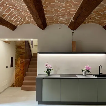 Apartment Vicolo Al Castello - Langhe E Monferrato *