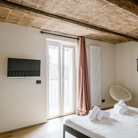 Vicolo Al Castello - Langhe E Monferrato