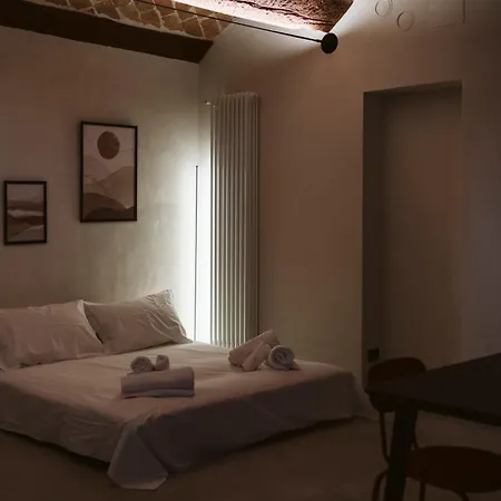 Vicolo Al Castello - Langhe E Monferrato * Costigliole d'Asti