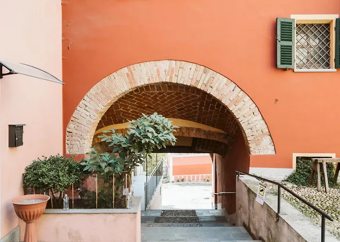 Vicolo Al Castello - Langhe E Monferrato *