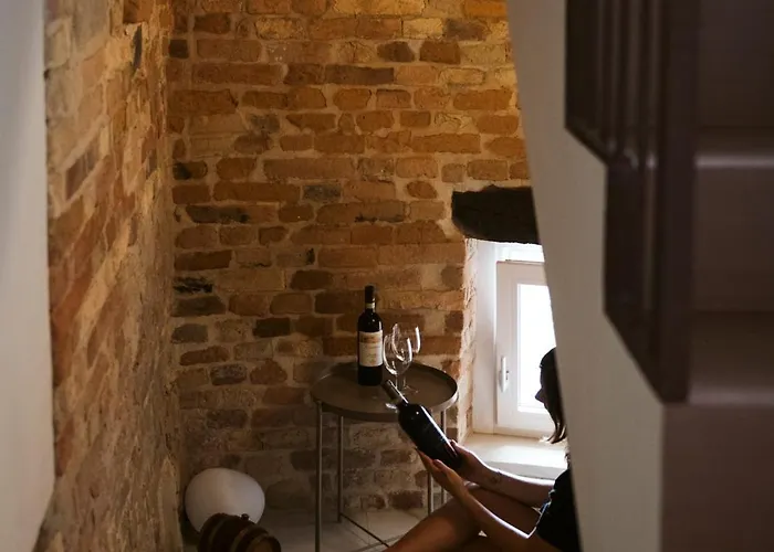 Vicolo Al Castello - Langhe E Monferrato